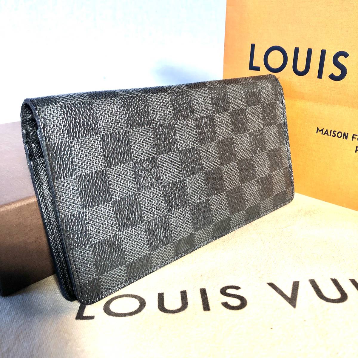 【極美品】LOUIS VUITTON ルイヴィトン ダミエグラフィット ポルトフォイユブラザ メンズ ブラック 長財布 中古