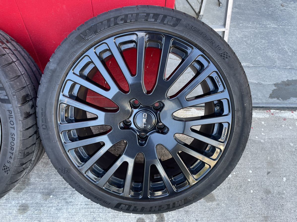 Yahoo!オークション - TRD 19インチ 鍛造アルミホイール SF4 220 Yahoo!オークション - TRD 19インチ 鍛造アルミホイール SF4 220