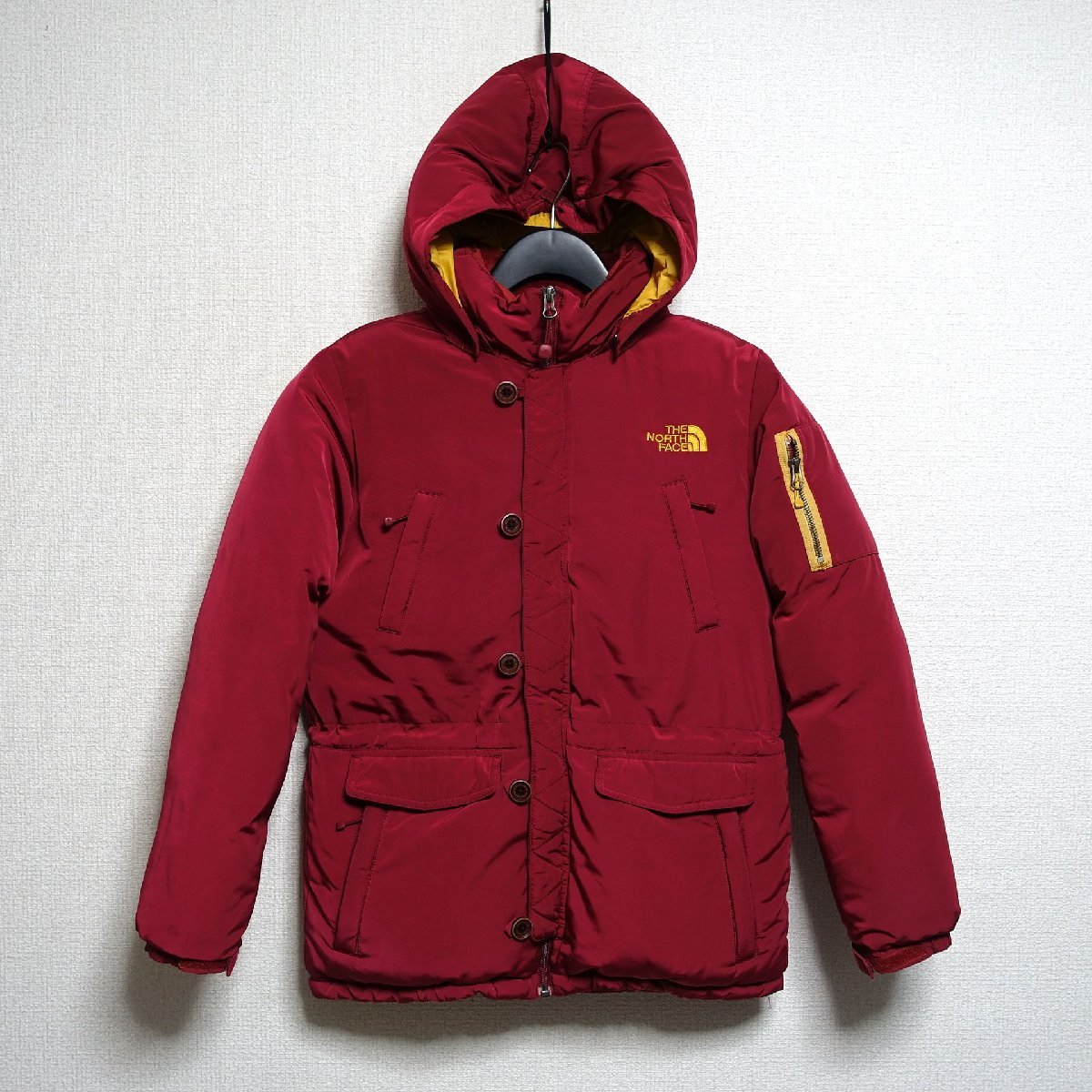 ノースフェイス ダウンジャケット キッズ 150 レッド×ブラック