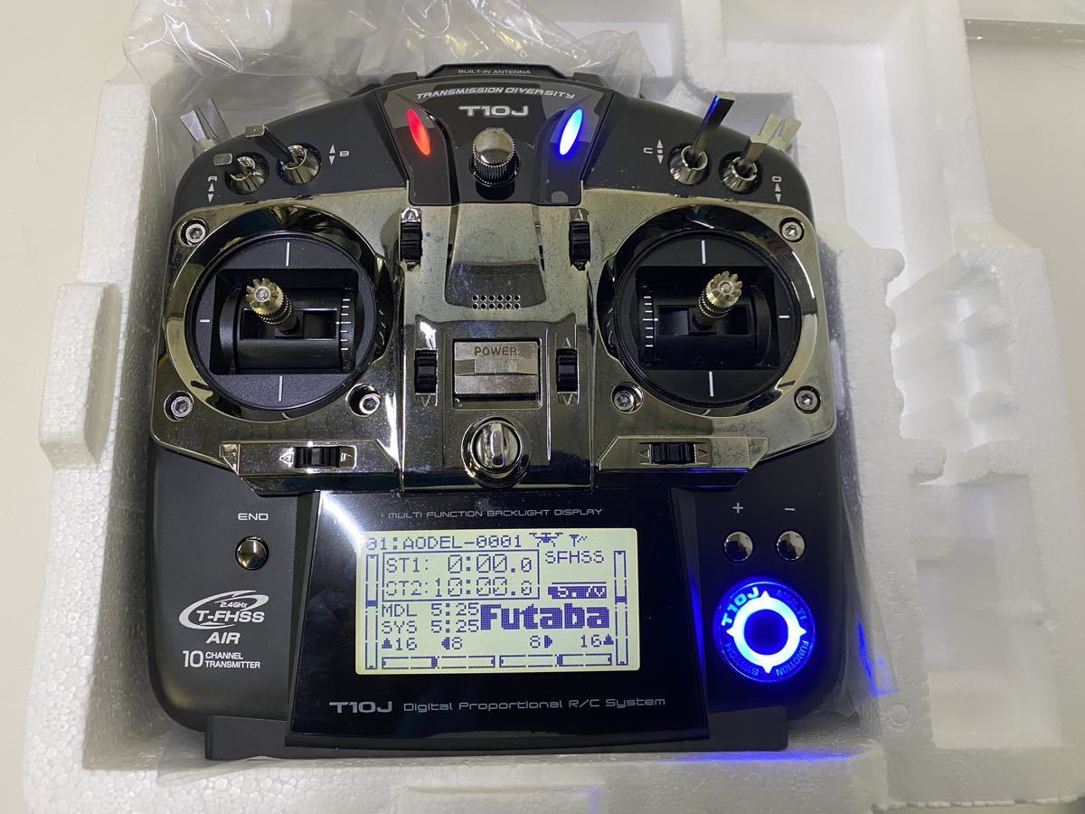 Futaba10CG-2.4GHz ラジコン送信機-