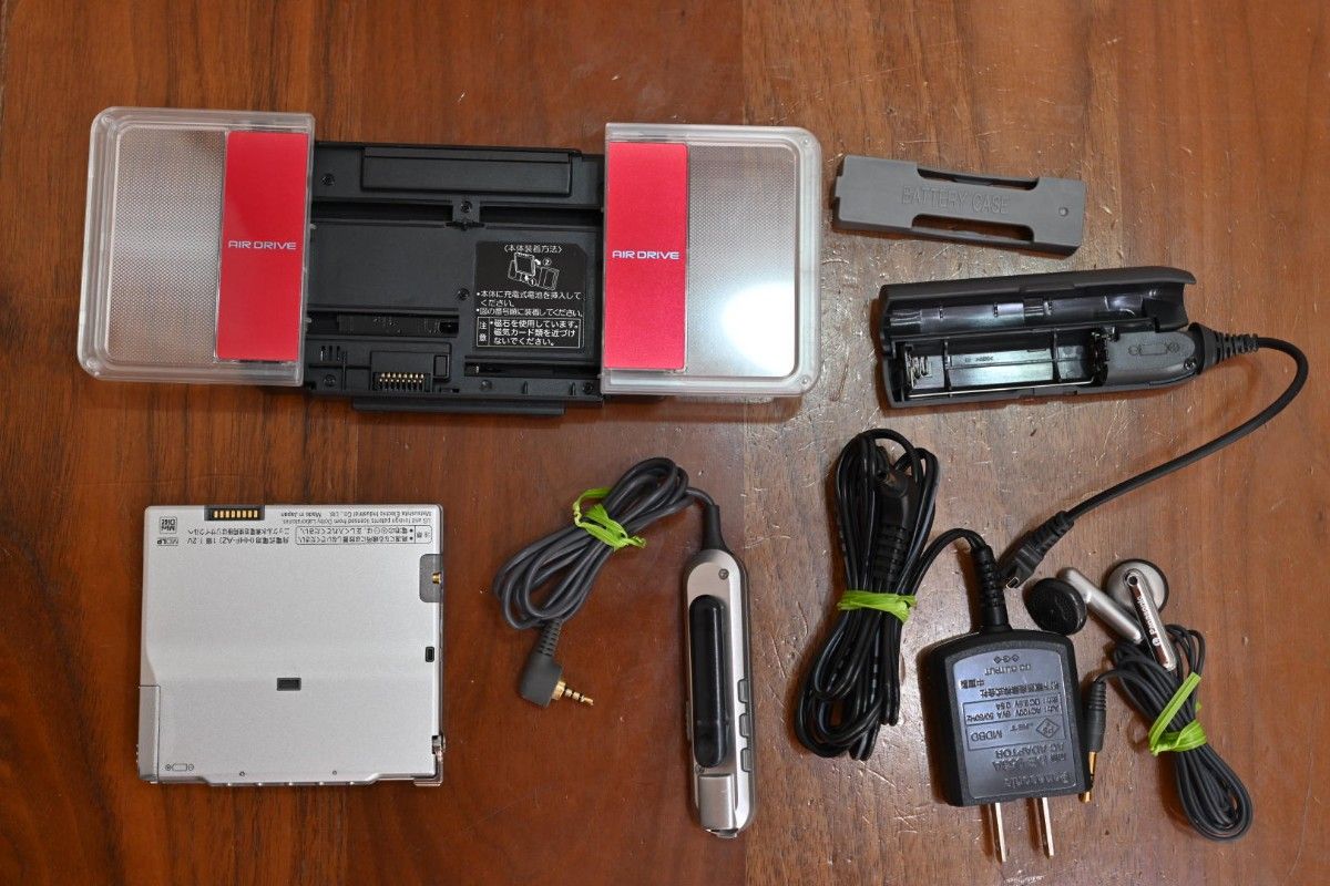 パナソニック Panasonic 中古 ポータブル MDプレーヤー SJ-MJ59 パナソニック Panasonic 中古 ポータブル MDプレーヤー SJ-MJ59