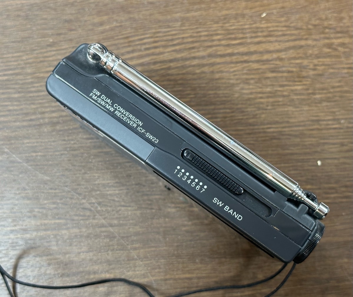 Yahoo!オークション - SONY ワールドバンドレシーバー ICF-SW23 Yahoo!オークション - SONY ワールドバンドレシーバー ICF-SW23