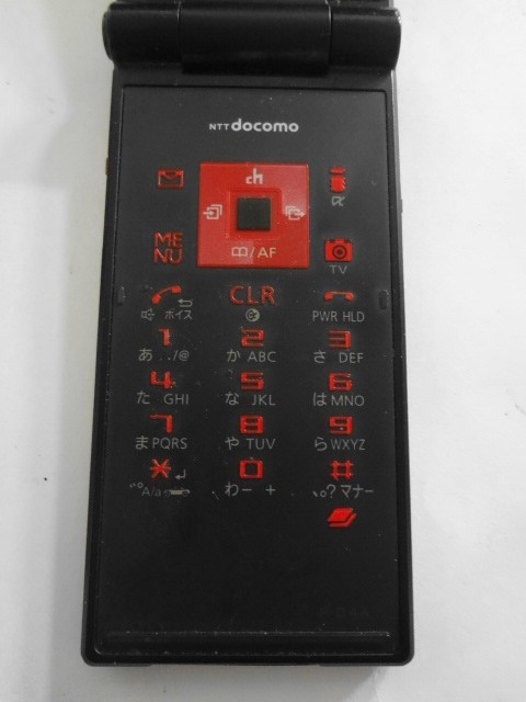 AN21-702 ジャンク扱い Panasonic パナソニック docomo FOMA P-04A 赤 レッド ガラケー 携帯 電話 簡易動作確認済 初期化済 使用感あり_画像2