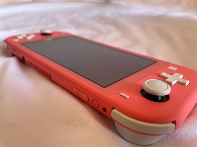 【美品】ニンテンドースイッチライト コーラル ピンク Nintendo Switch Lite 箱 ACアダプタ付き 動作確認品 【1円スタート】