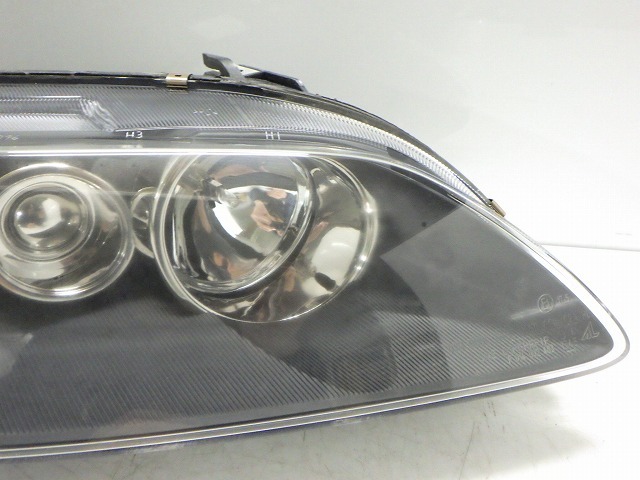 * coating has processed * Mazda GG/GY Atenza right head light HID 2357A 221201109