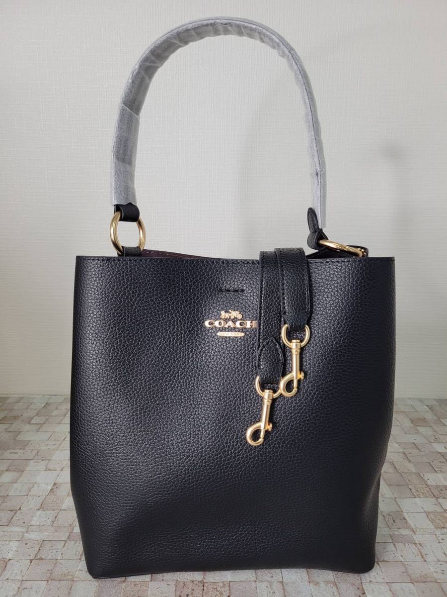 軽量な折り畳み自転車 ☆ COACH ☆ コーチ の バッグ ☆ 新品・未使用