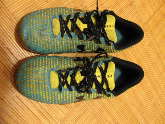 [used]UNDER ARMOUR( Under Armor )FORCE light blue × yellow × black : physical training pavilion shoes :25.0cm