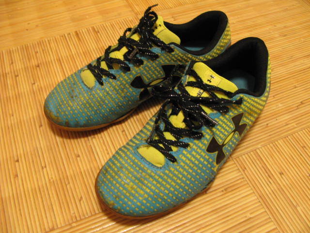 [used]UNDER ARMOUR( Under Armor )FORCE light blue × yellow × black : physical training pavilion shoes :25.0cm