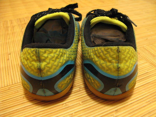 [used]UNDER ARMOUR( Under Armor )FORCE light blue × yellow × black : physical training pavilion shoes :25.0cm