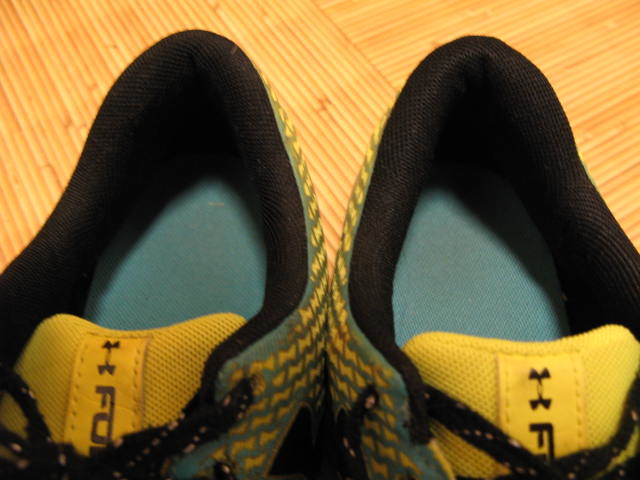 [used]UNDER ARMOUR( Under Armor )FORCE light blue × yellow × black : physical training pavilion shoes :25.0cm