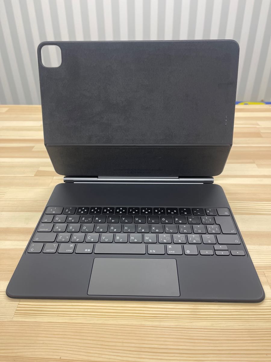 ユナイテッドトウキョウ 美品 iPad Pro 12.9-inch Magic Keyboard 日本