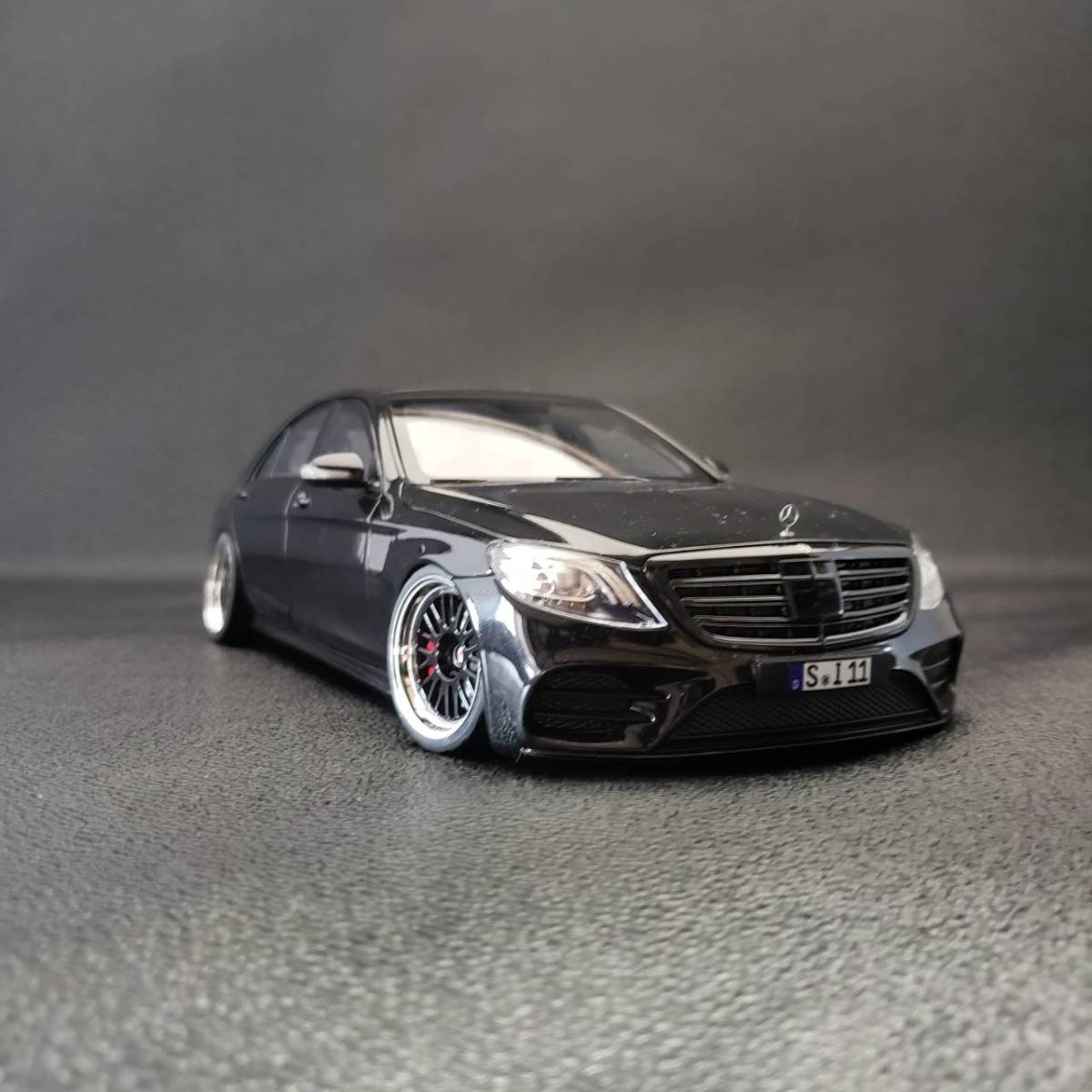1/18 Mercedes Benz メルセデスベンツ Sクラス AMG 　カスタム
