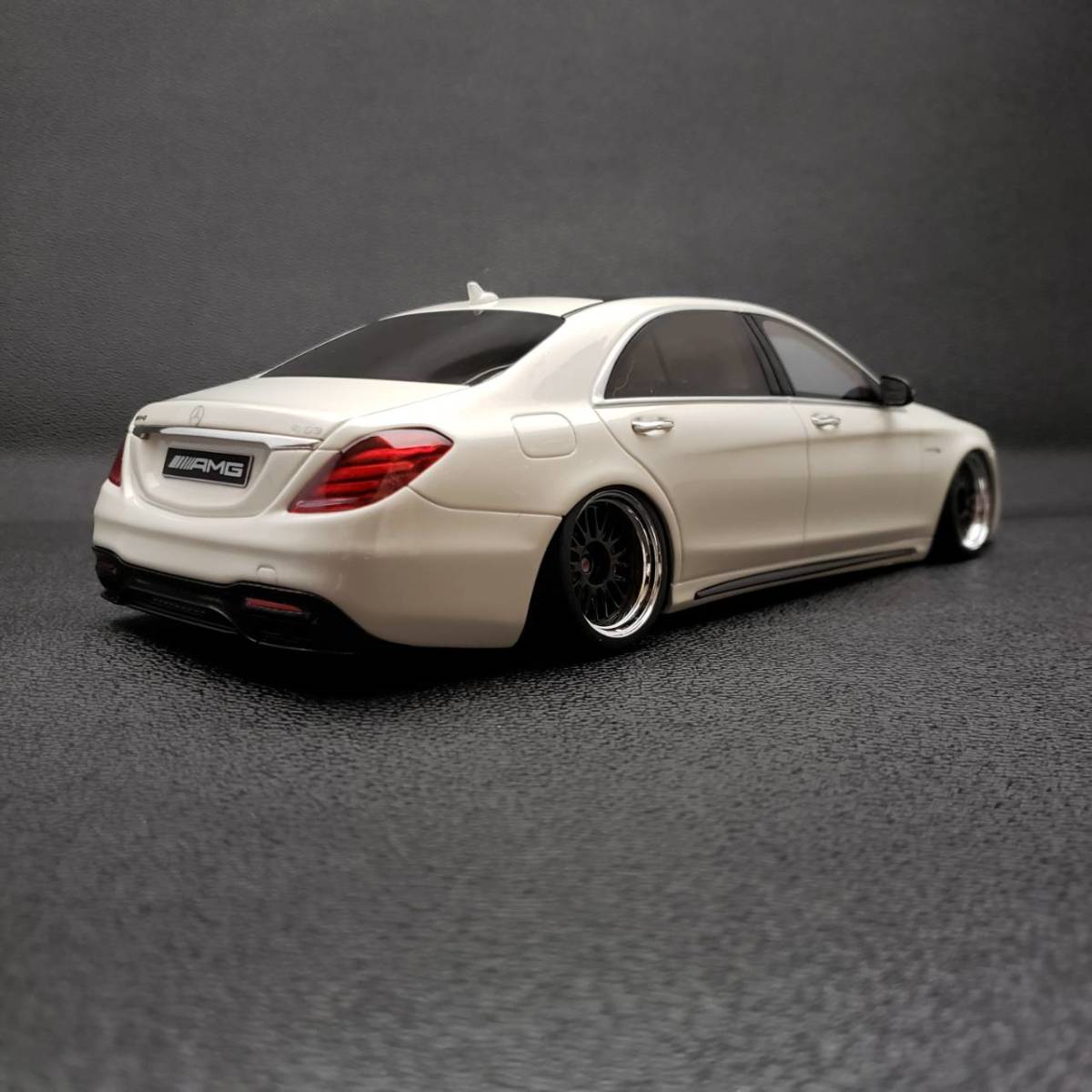 1/18 メルセデス ベンツ AMG S63 W222 後期カスタム alborg-hiet.com