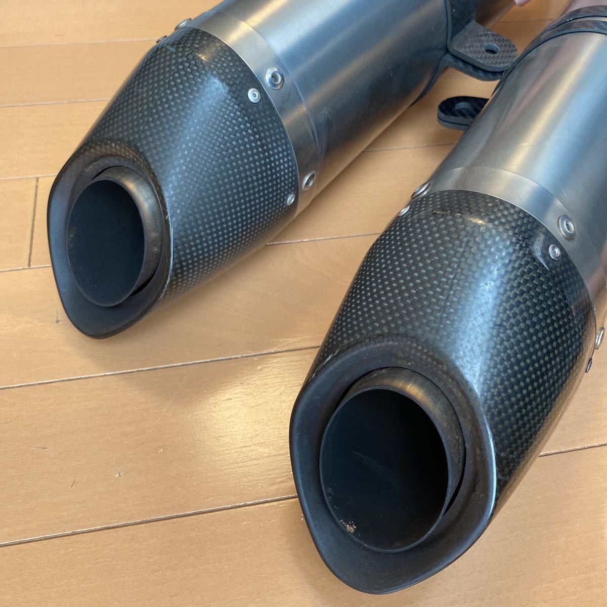 品多く AKRAPOVIC アクラポビッチ スリップオン YZF-R1 07-08 ienomat