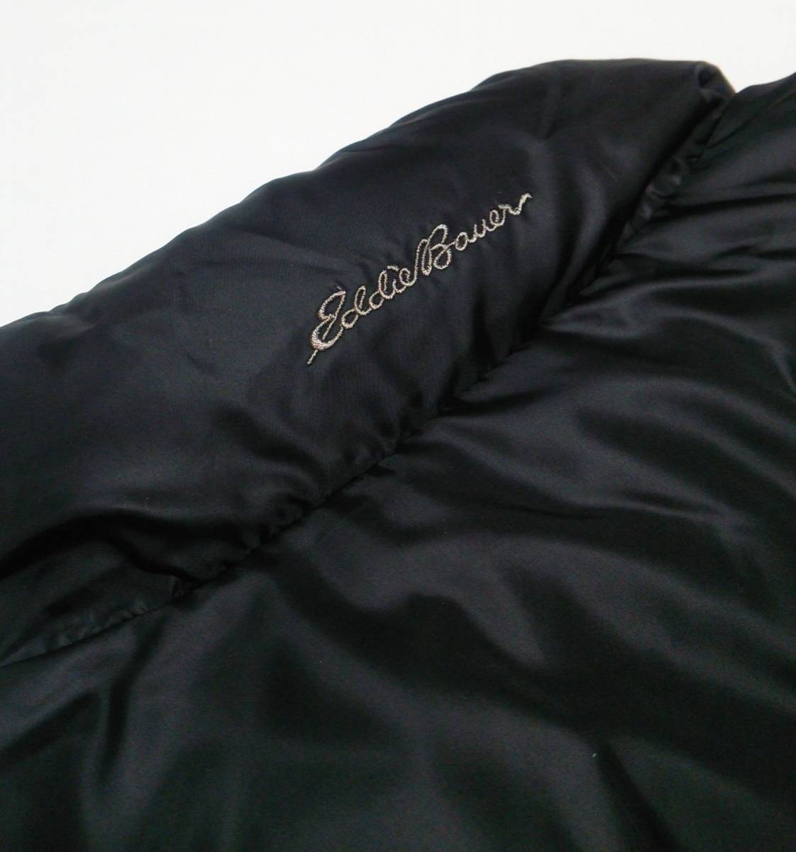 新品 EddieBauer エディーバウアー 【650フィルパワー/刺繍ロゴ】 秋冬 軽量 ダウンジャケット ダウンセーター ブルゾン ネイビー メンズM_画像5