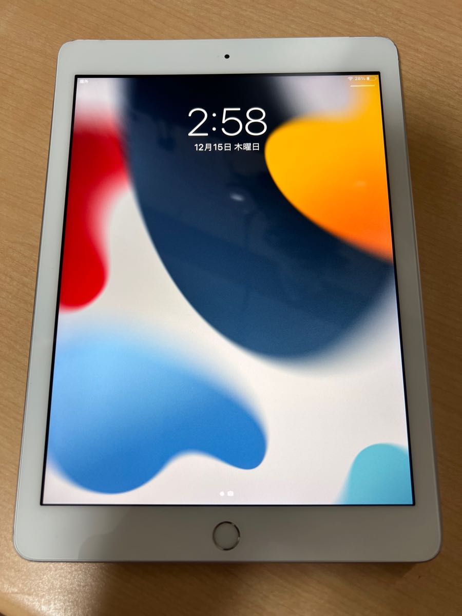品多く iPad Air2 9.7インチ 64G シムフリー Wi-Fi セルラー06