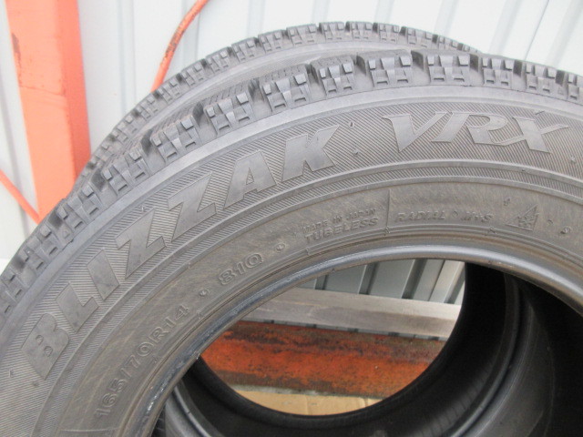 a冬1474 ブリヂストン BLIZZAK VRX 165/70R14 81Q スタッドレスタイヤ 中古 2本 ♪ BRIDGESTONE ブリザック_画像6