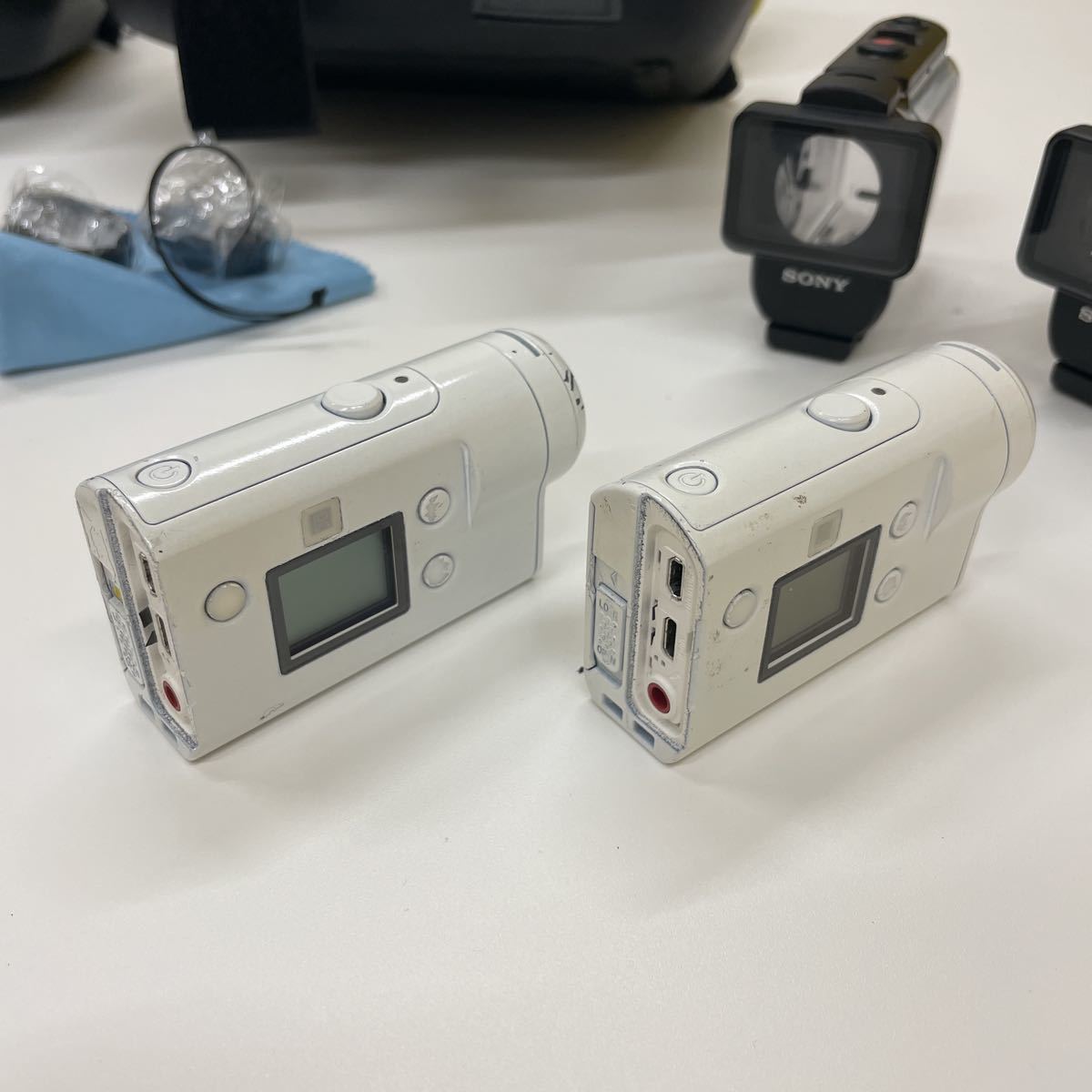 無料長期保証 SONY HDR-AS30V SONY HDR-AS30V アクションカム ケース&ヘッドマウントキット付 SONY HDR-AS30V アクションカム ケース&ヘッドマウントキット付