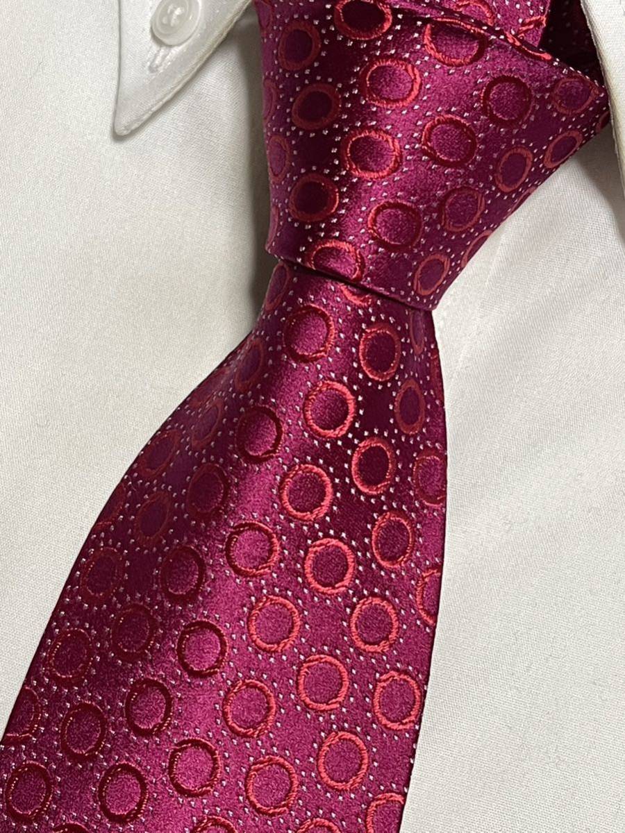 売り切れ必至! ほぼ未使用 ″Charvet″ シャルべ コインドット ブランド