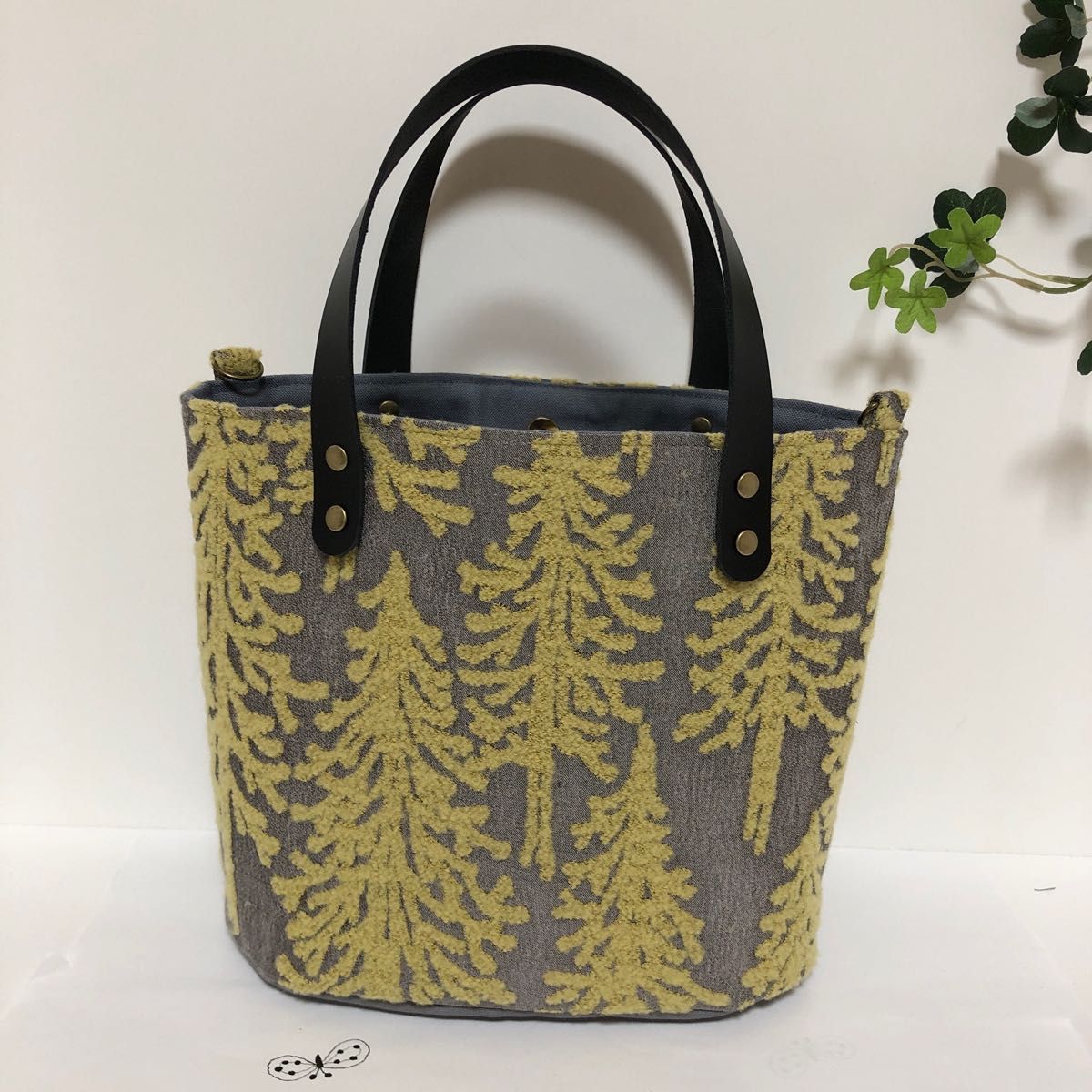 在庫限定品 ミナペルホネン ハンドメイド 楕円底トートバッグ① バッグ