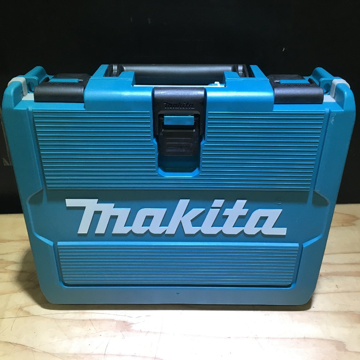 【未使用品】makita(マキタ) 18v充電式インパクトレンチ フルセット(6Ahバッテリx2/充電器/ケース) TW300DRGX / ITMTAV0YGKWU_画像5