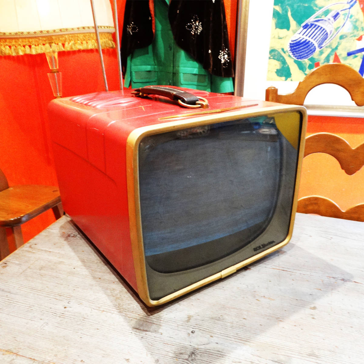 *1957s USA RCA Victor vintage wayfarer portable television