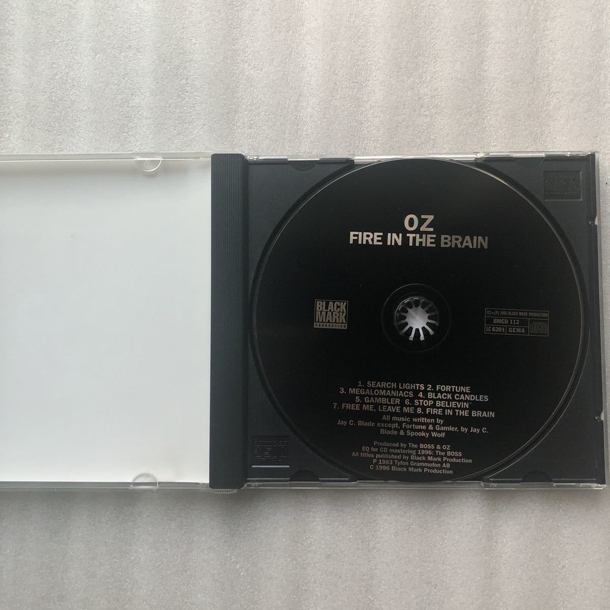 【北欧メタル特集】OZ (METAL) FIRE IN THE BRAIN 北欧メタル 中古 輸入盤 CD レア物 他多数出品中_画像2