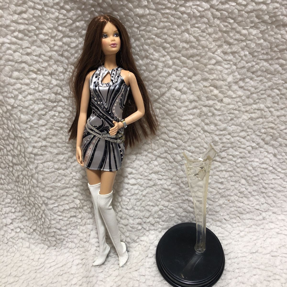 安室奈美恵 バービー人形 フィギュア 非売品 ヴィダルサスーン 限定品