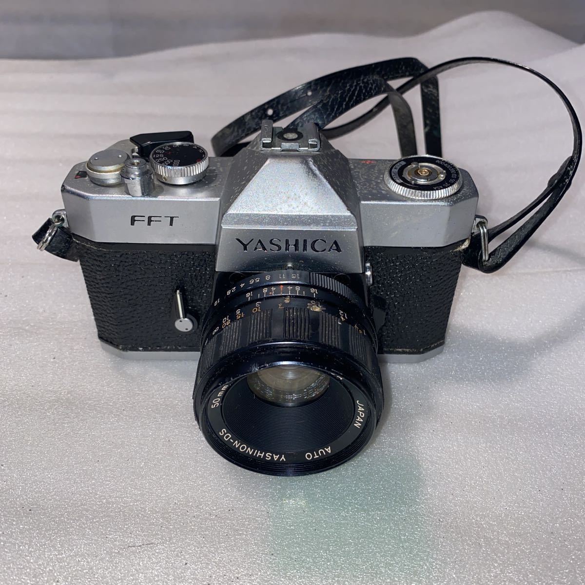 【C3】YASHICA/ヤシカ FFT フィルム一眼レフカメラ ボディ レンズ YASHINON-DS 50mm 1 1.9 【未確認】【郵60s】