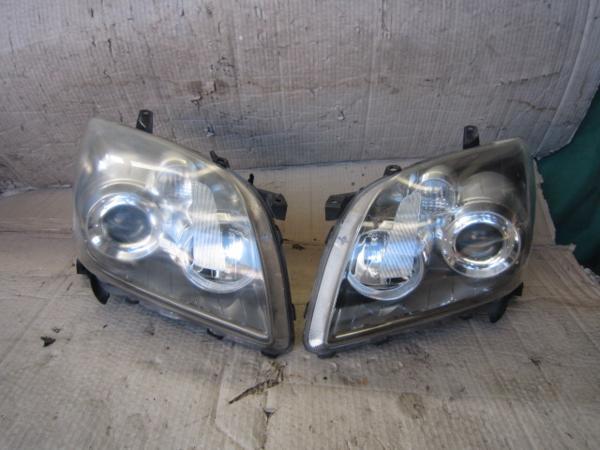  Avensis AZT250 head light left right 81130-05220[gaif]TO