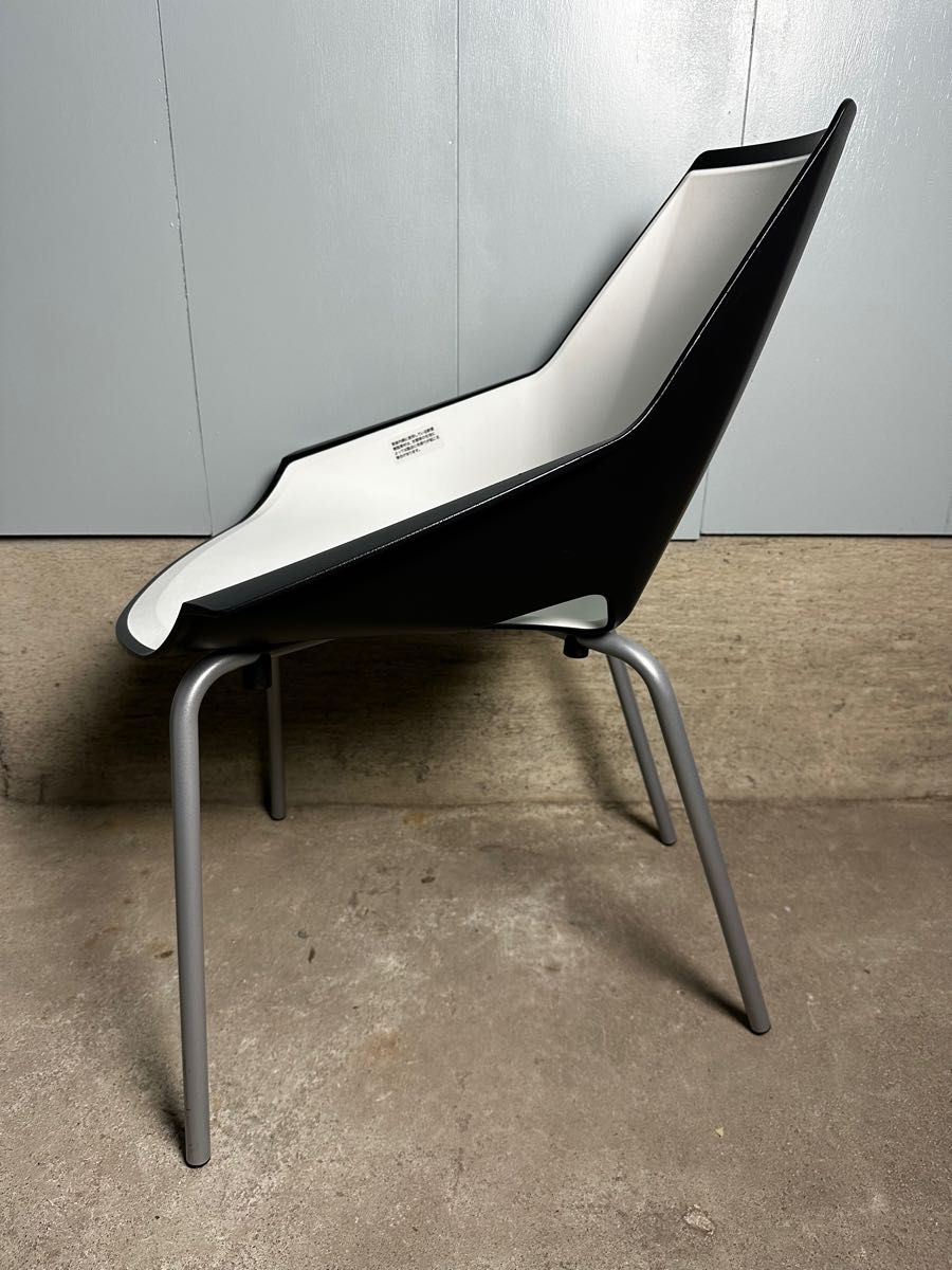 展示品『ITOKI』イトーキ ACTIUDI ミーティングチェア 多目的チェア