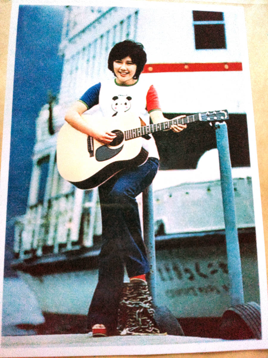  Candies фотография 17.8cm×12.7cm 1972 год Showa 47 год 8 месяц песня Grand шоу. эмблема девушка времена я одежда гитара судно надеты . место судно 