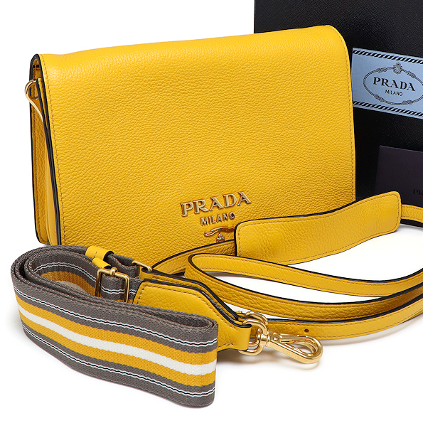 新品同様 プラダ ショルダーバッグ 1BD159 レザー ショルダー2本 イエロー 直営店購入品 PRADA_画像2