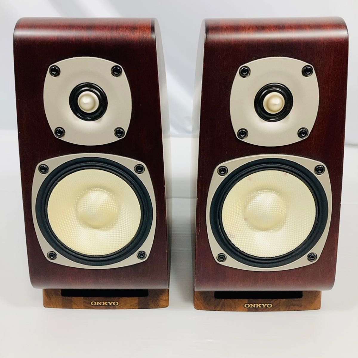 【世界初】ギターアコースティックスピーカー ONKYO D-TK10 ペア オンキョー 高級スピーカー 高峰楽器製作所コラボ ラグジュアリー 【世界初】ギターアコースティックスピーカー ONKYO D-TK10 ペア オンキョー 高級スピーカー 高峰楽器製作所コラボ ラグジュアリー