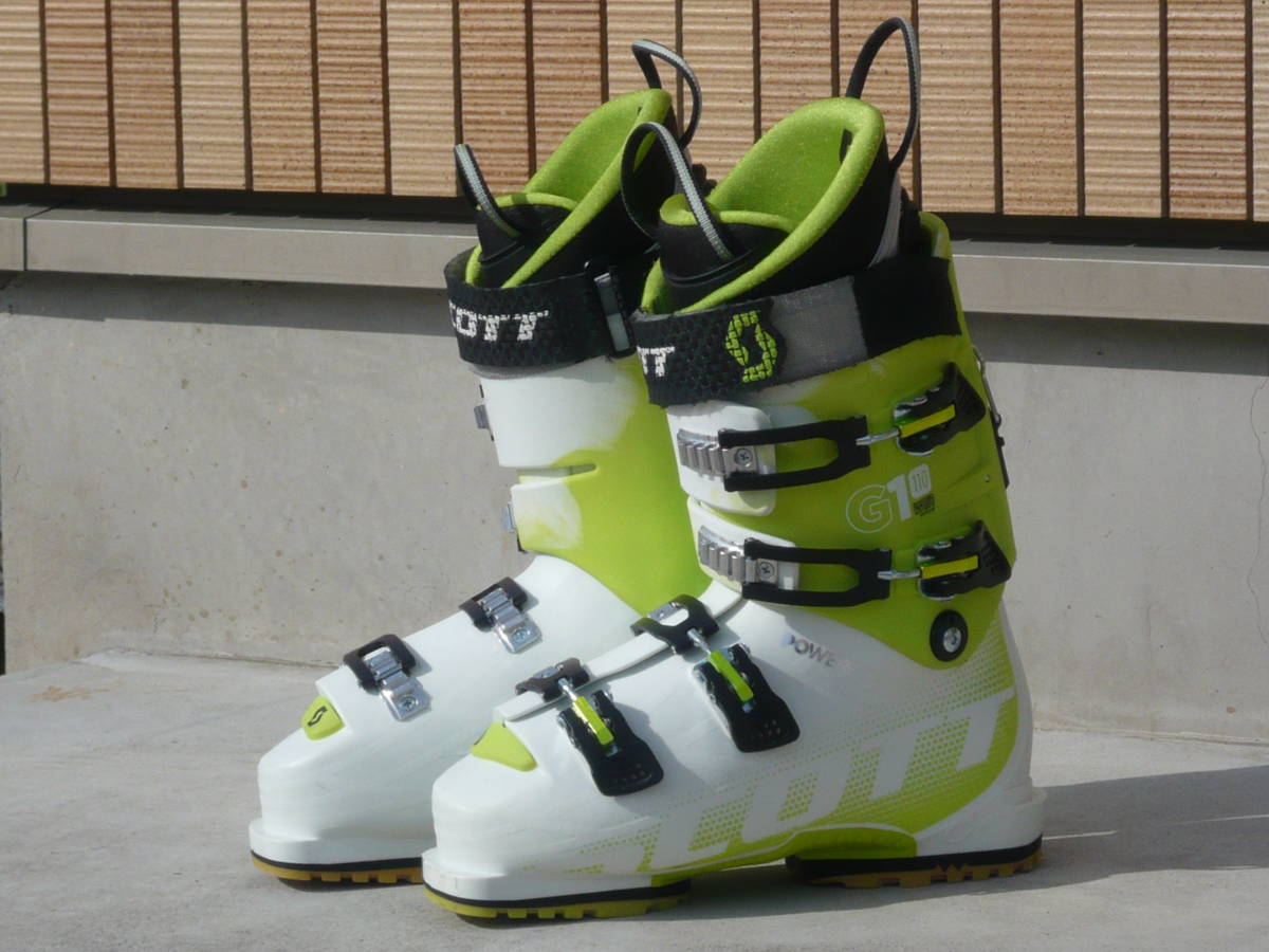 Yahoo!オークション - 1 即決 SCOTT/スコット スキーブーツ 白 Yahoo!オークション - 1 即決 SCOTT/スコット スキーブーツ 白