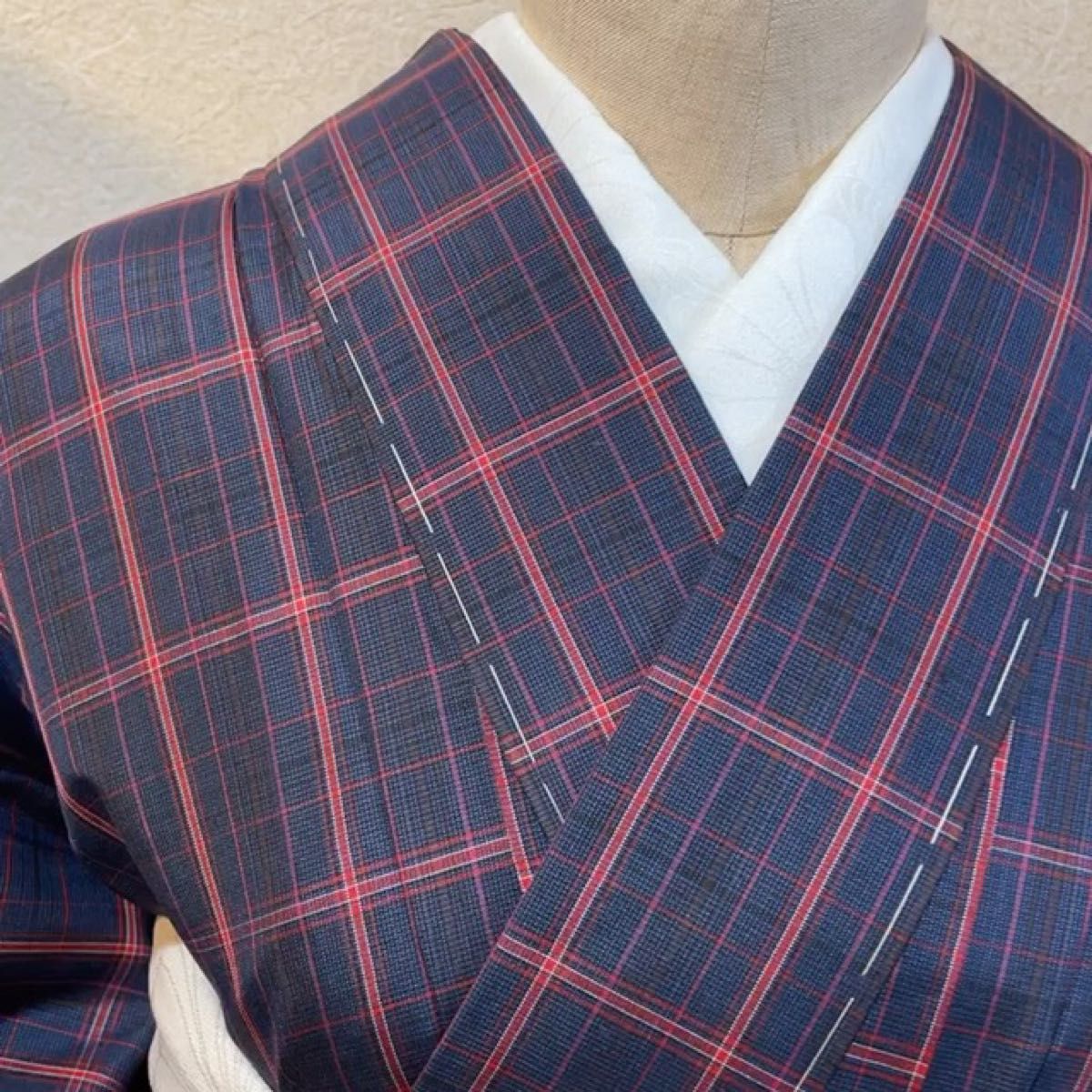ゆめsaku2 新品 縮緬 仕付け糸付“可愛らしいシルエットで花咲く椿”着物