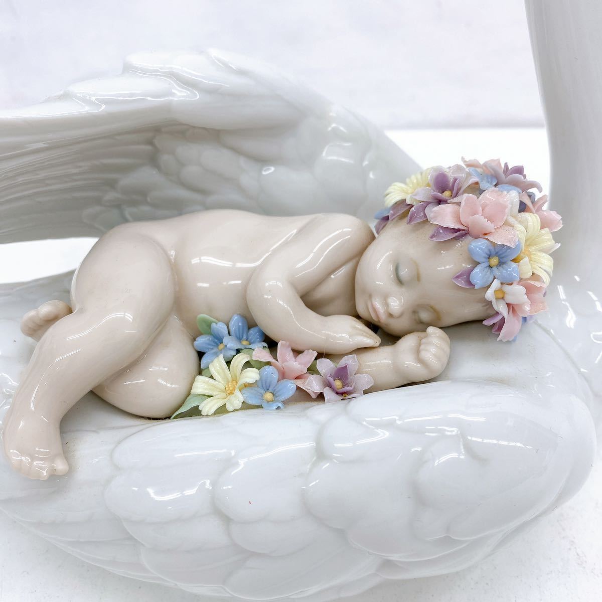 12AB43 1円〜 LLADRO/リヤドロ 6758 Drifting Through Dreamland Swan