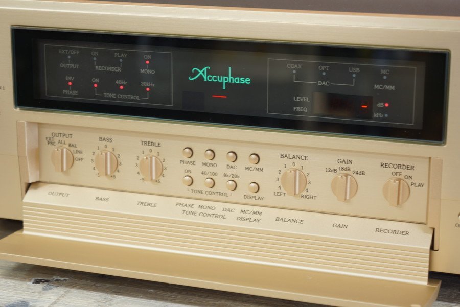 Accuphase C-2120 STEREO CONTROL CENTER / アキュフェーズ Accuphase C-2120 STEREO CONTROL CENTER / アキュフェーズ