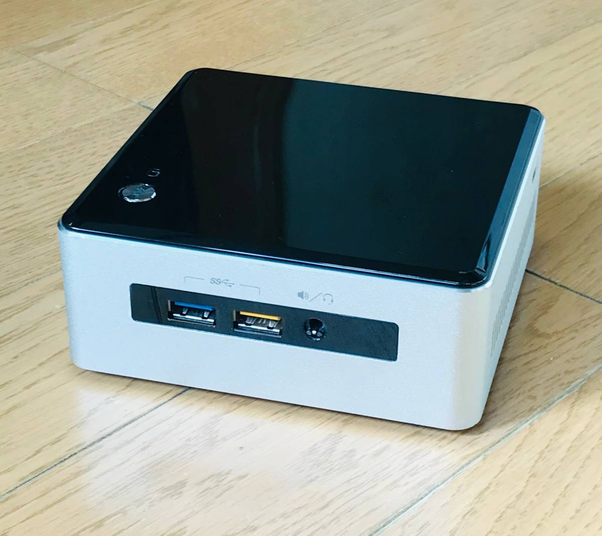 クーポン利用で1000円OFF Intel NUC5i7RYH ミニデスクトップ型品