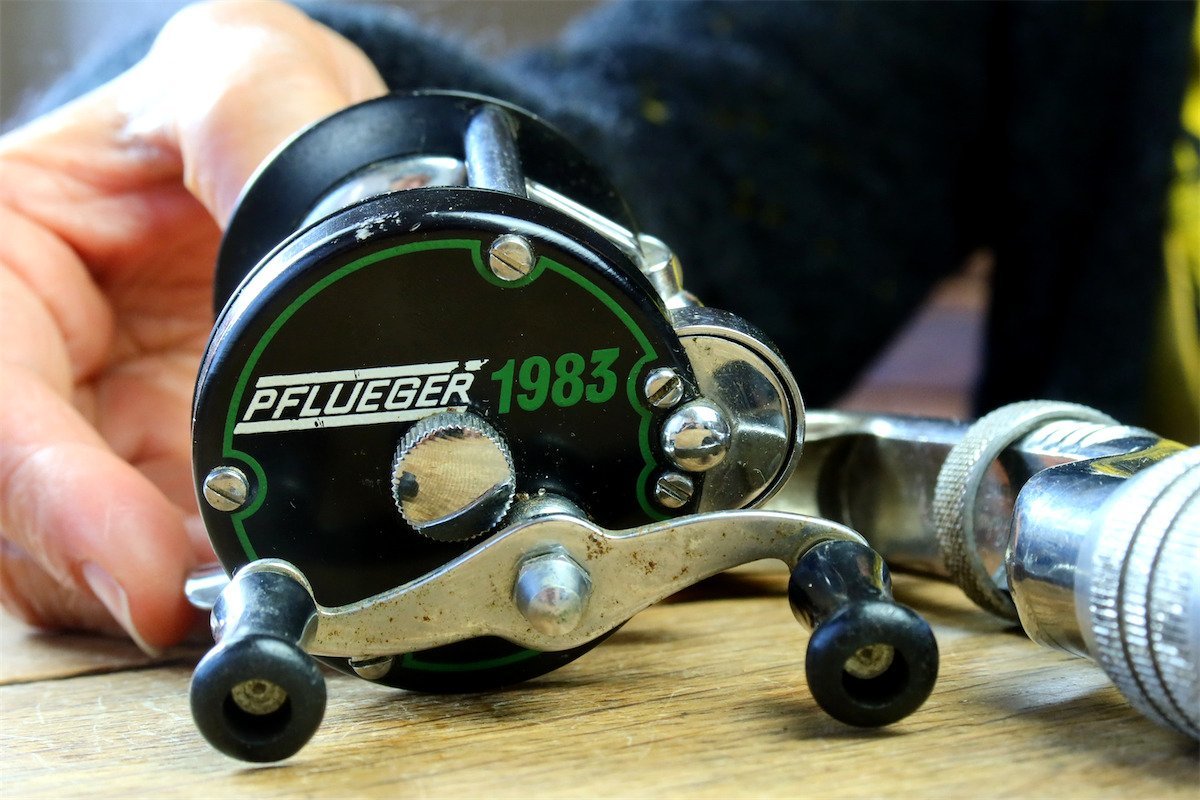 Yahoo!オークション - PFLUEGER 1983 希少日本製フルーガー 最終 Yahoo!オークション - PFLUEGER 1983 希少日本製フルーガー 最終
