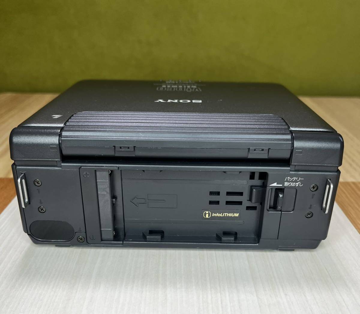 動作確認済 美品 】SONY ビデオウォークマン Hi8 GV-A700|Yahoo 動作確認済 美品 】SONY ビデオウォークマン Hi8 GV-A700|Yahoo