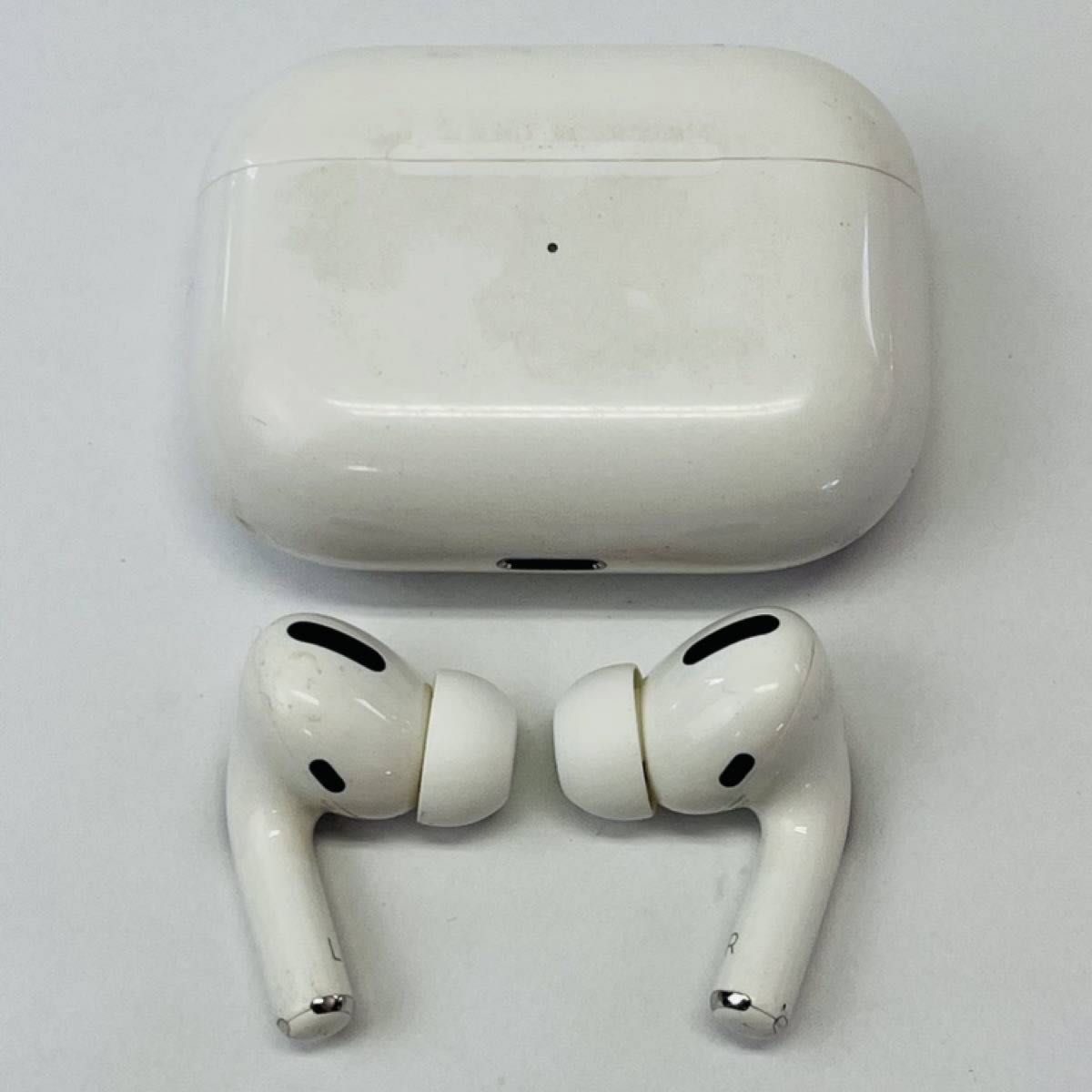 airpods pro 第1世代　APPLE MWP22J A 難あり