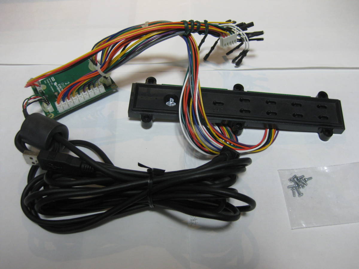 ○コントローラー Brook Universal Fighting Board○PS1 2 3 4/Xbox/Switch/メガドライブミニ/ ○コントローラー Brook Universal Fighting Board○PS1 2 3 4/Xbox/Switch/メガドライブミニ/