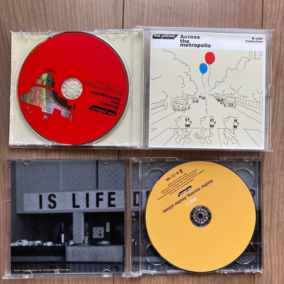 the pillows /Across the metropolis/Another morning Another/中古2セット