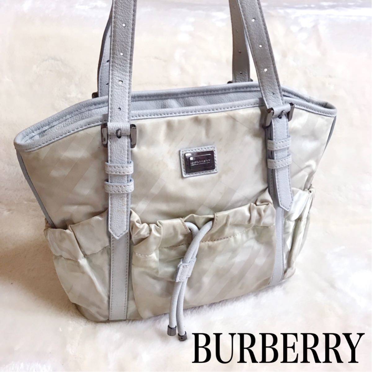 BURBERRY バーバリー ショルダーバッグ ナイロン レザー ホワイト メガチェック ベージュ 肩がけトートバッグ バッグ レディース ブランドの画像1