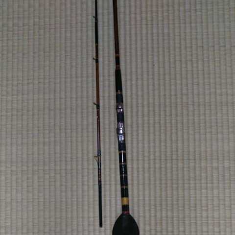 【海外 正規品】 横浜和竿 5000円値引き 天然総漆塗 2調子/並継 65m/8 ヘチ竿/2 チヌ竿