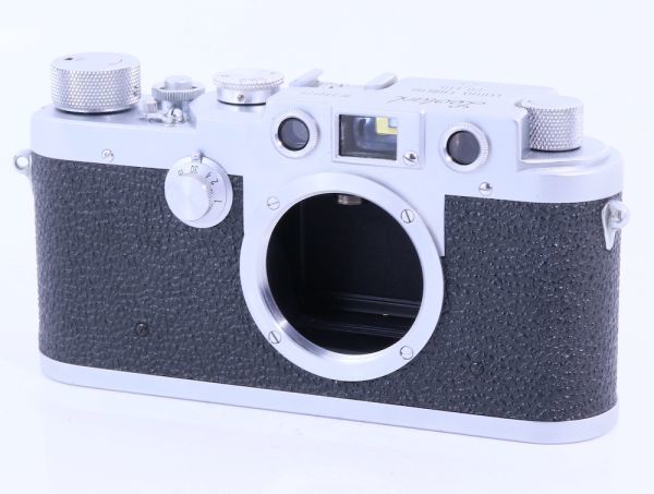 大人女性の 希少良品 レンジファインダーカメラ、ケース付 T2 Leotax