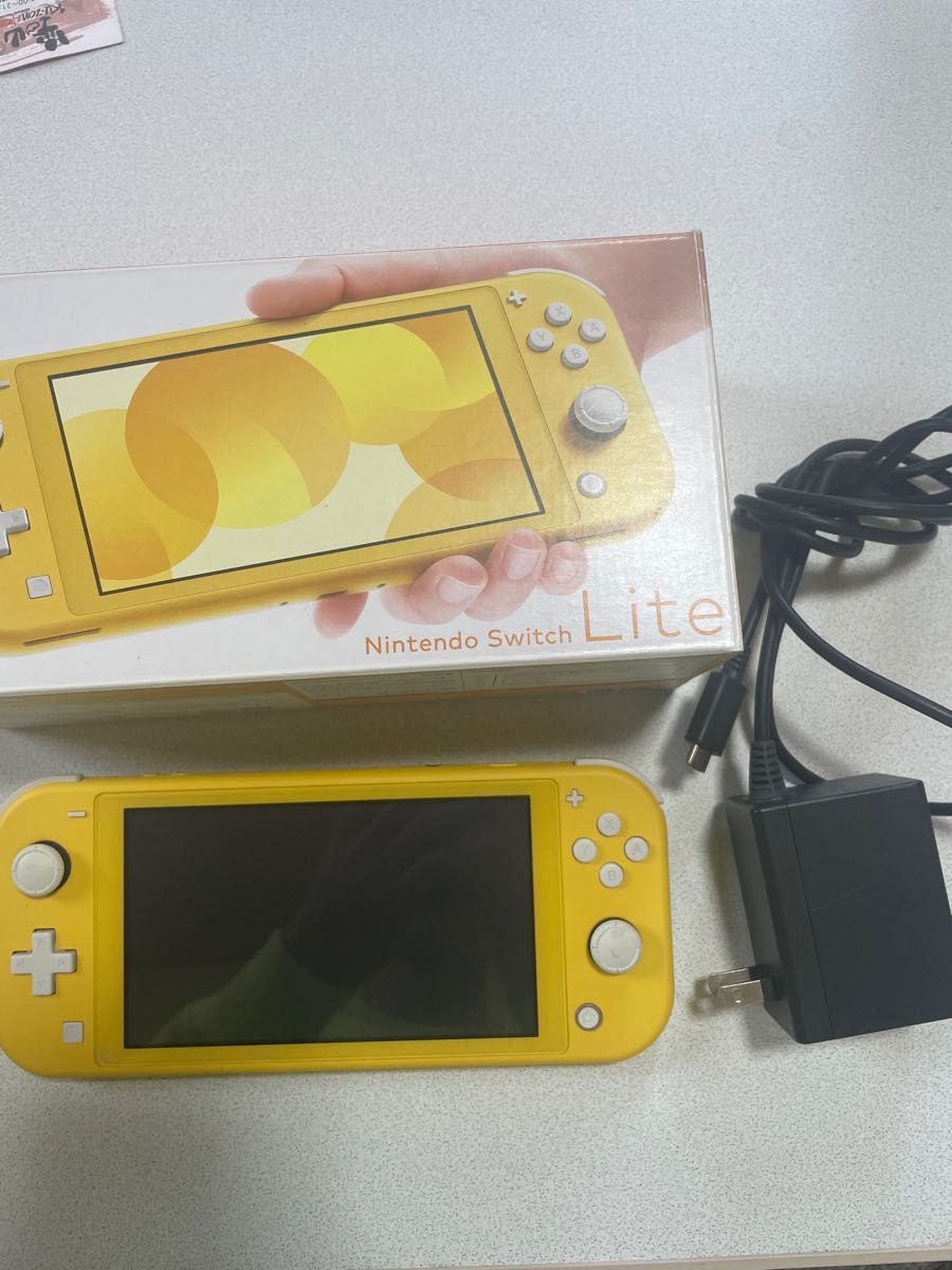 switchライト イエロー 充電器付き - ruizvillandiego.com