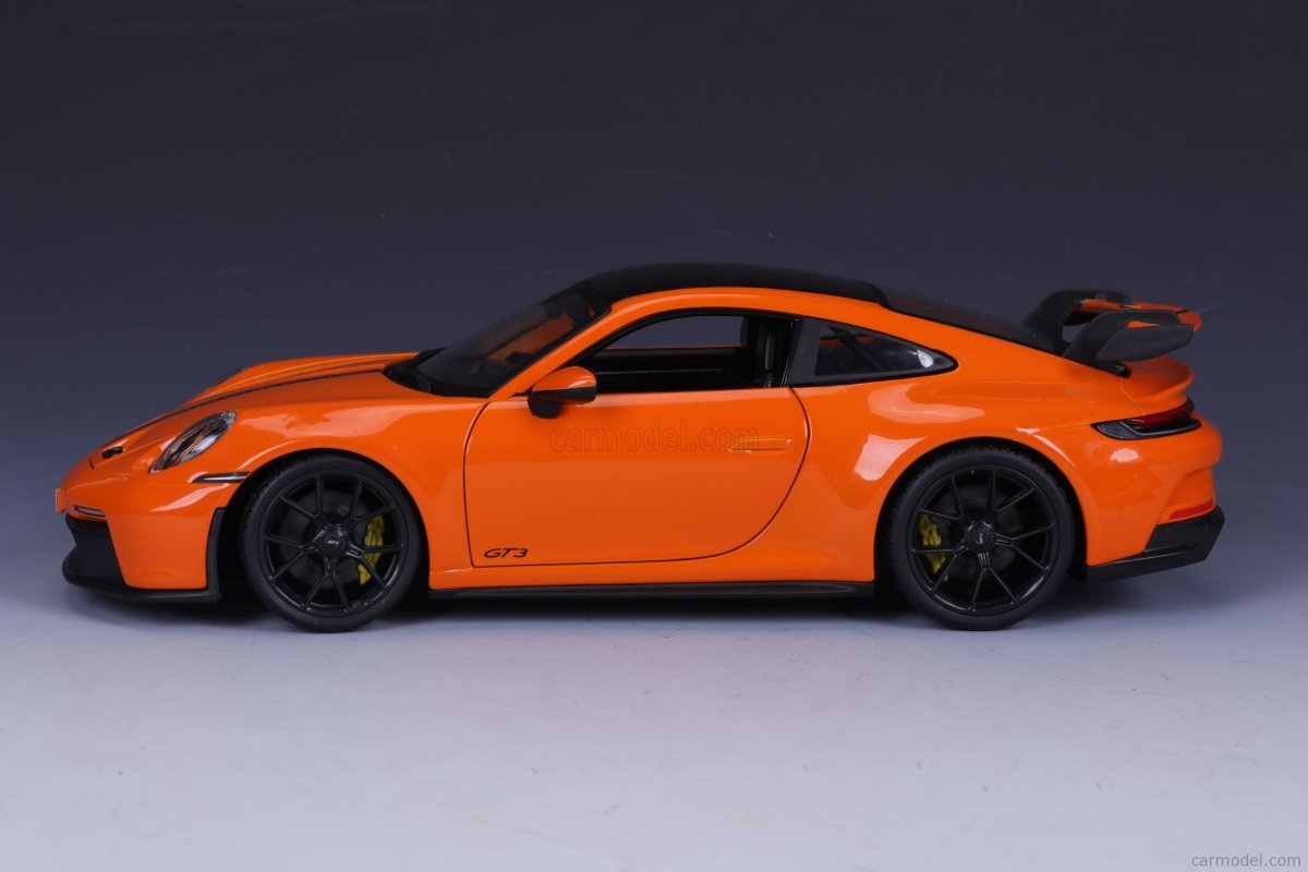 MAISTO 1/18 PORSCHE 911 992 GT3 orange Porsche Maisto 