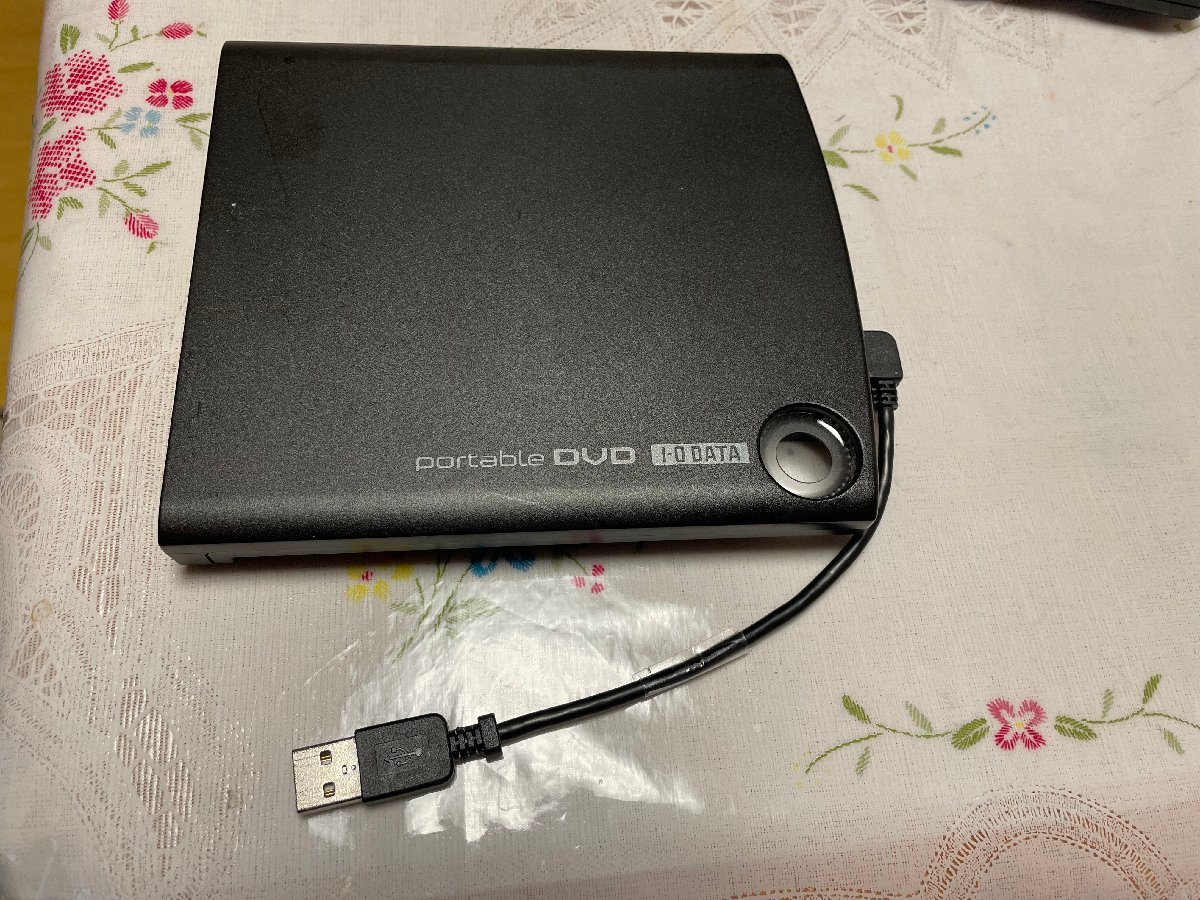 I.Oデータ　Portable　DVDドライブ　DVRP-UA8H　USBケーブル附　動作OK_画像1